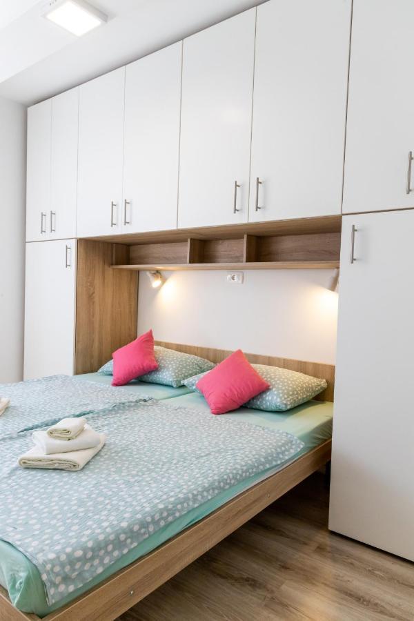 Apartmani Pranjic Porec Esterno foto